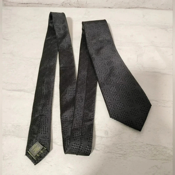 Calibrate Necktie Tie Silk Gray Houndstooth Dots Geometric College 3 x 58 - Picture 6 of 8
